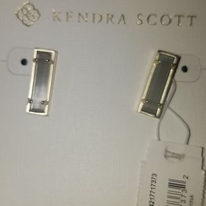 Kendra Scott lady gld 213 earrings NWT